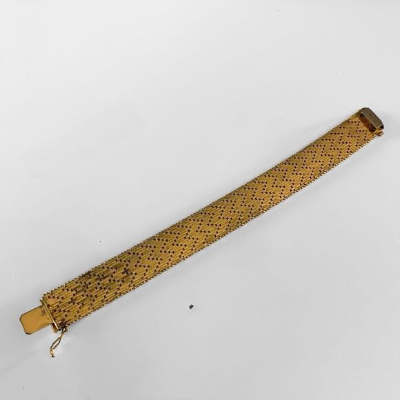 Vintage Gold Plated Italian Mesh Bracelet - Picture 5 of 6